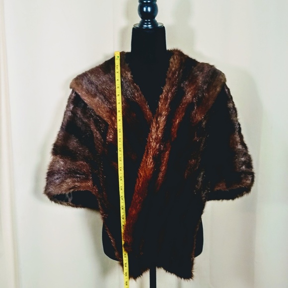 Beautiful vintage chocolate brown fur stole! - Picture 7 of 8